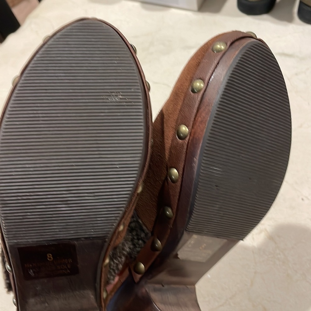 Coconuts Clogs - Picture 8 of 8